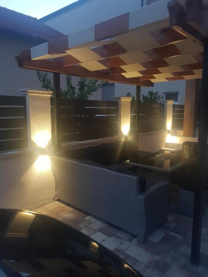 Shine Apartment Zára Kültér fotó