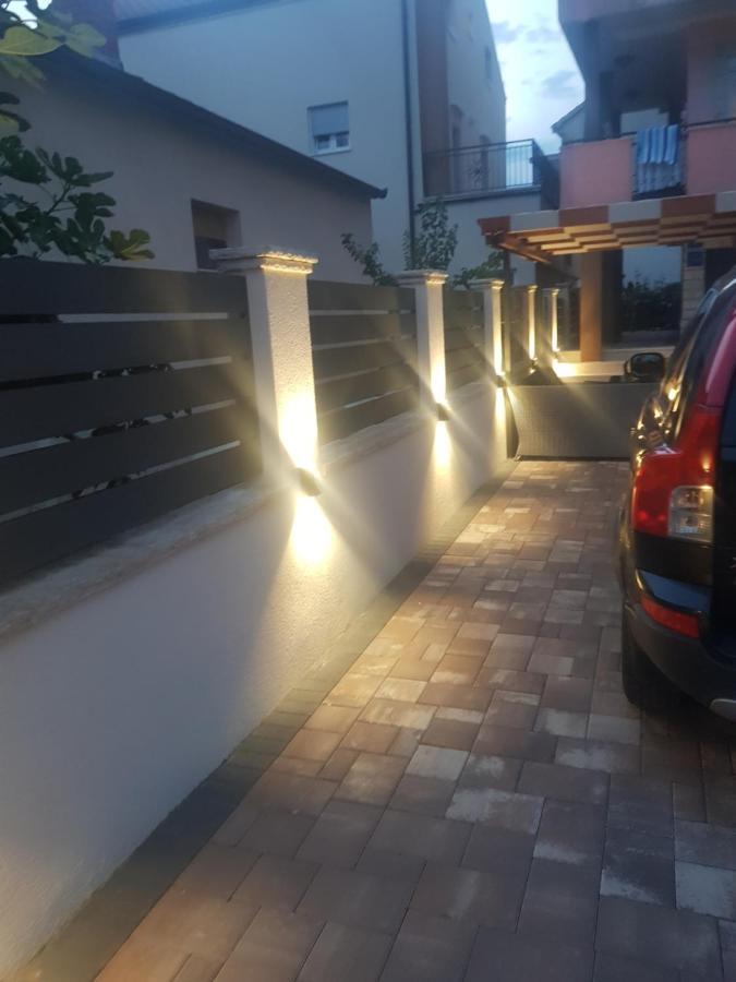 Shine Apartment Zára Kültér fotó